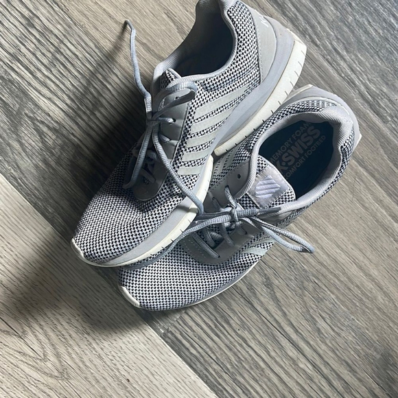 K Swiss Tubes sneakers gray women’s size 6.5 - Picture 1 of 16